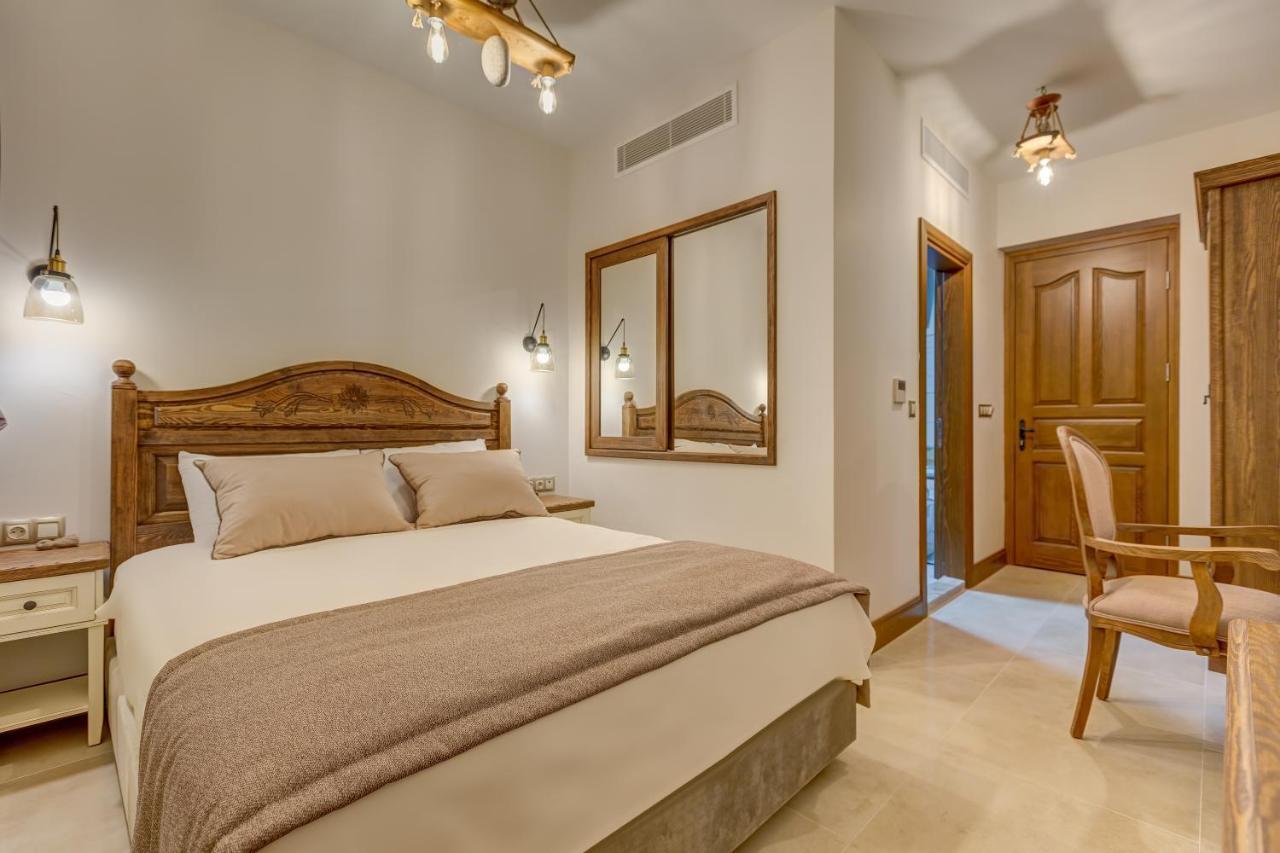 Navalia Hotel Foça Eksteriør bilde