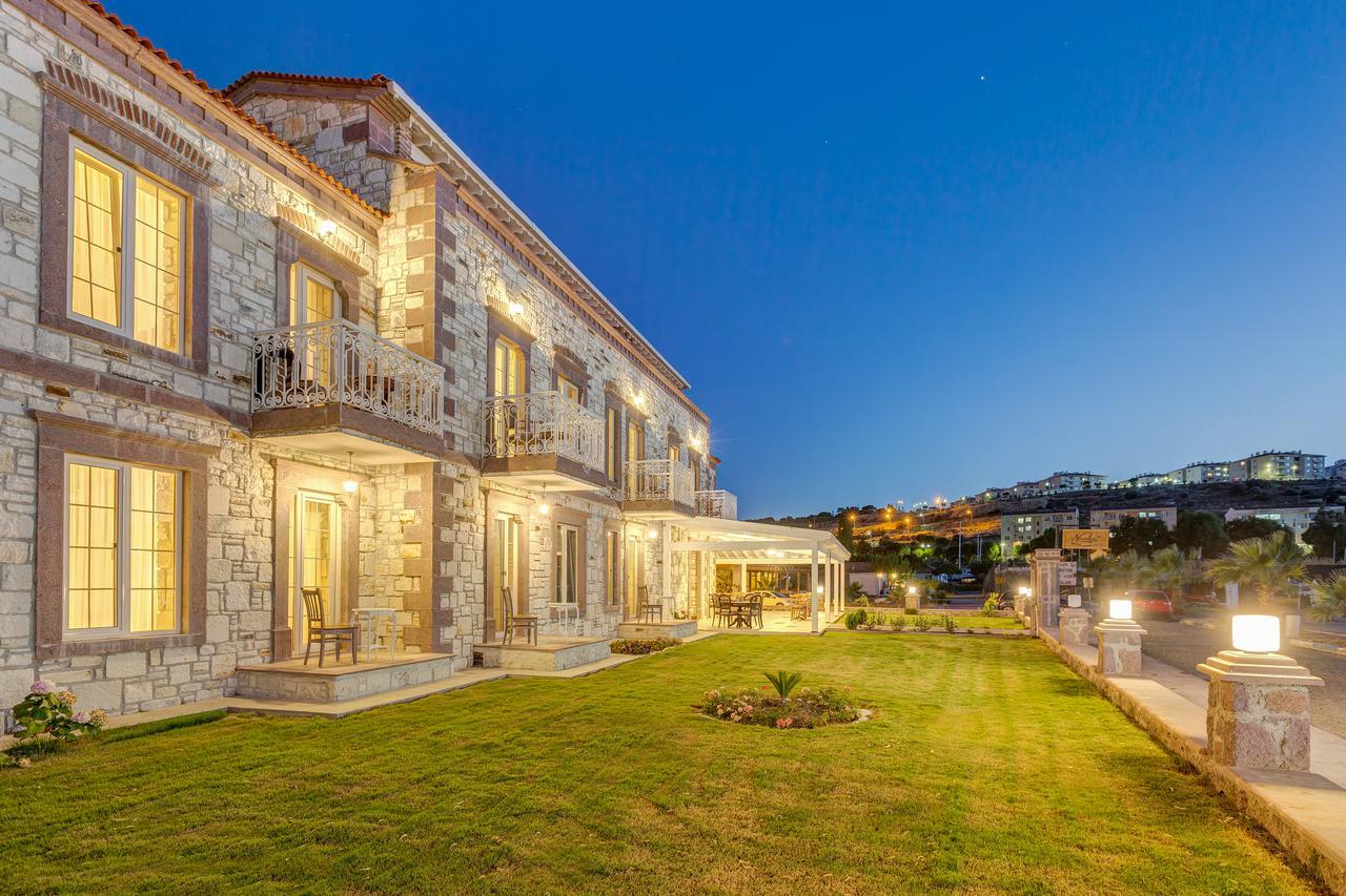 Navalia Hotel Foça Eksteriør bilde