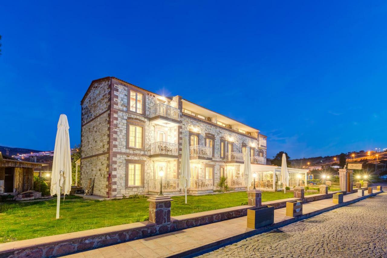 Navalia Hotel Foça Eksteriør bilde